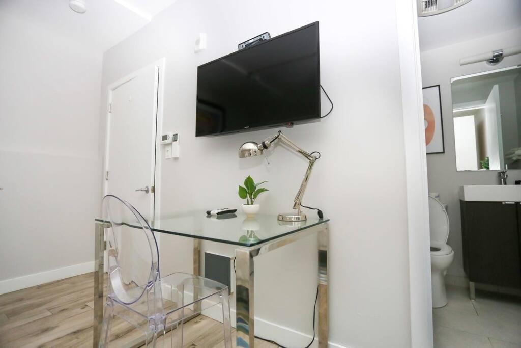 Newly Renovated 2Bed, 2Bath Private Apartment, Minutes From Boston. Brookline Exterior photo